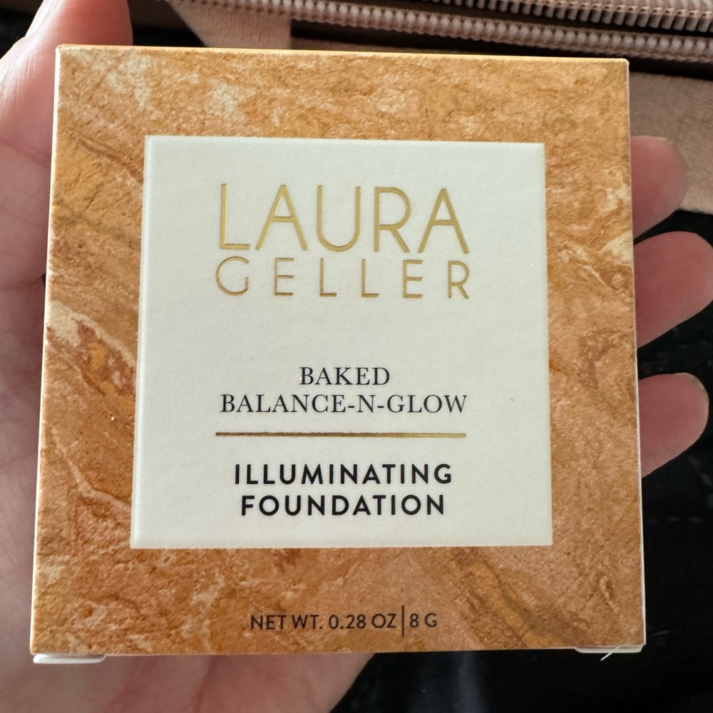Laura Geller Illuminating Foundation